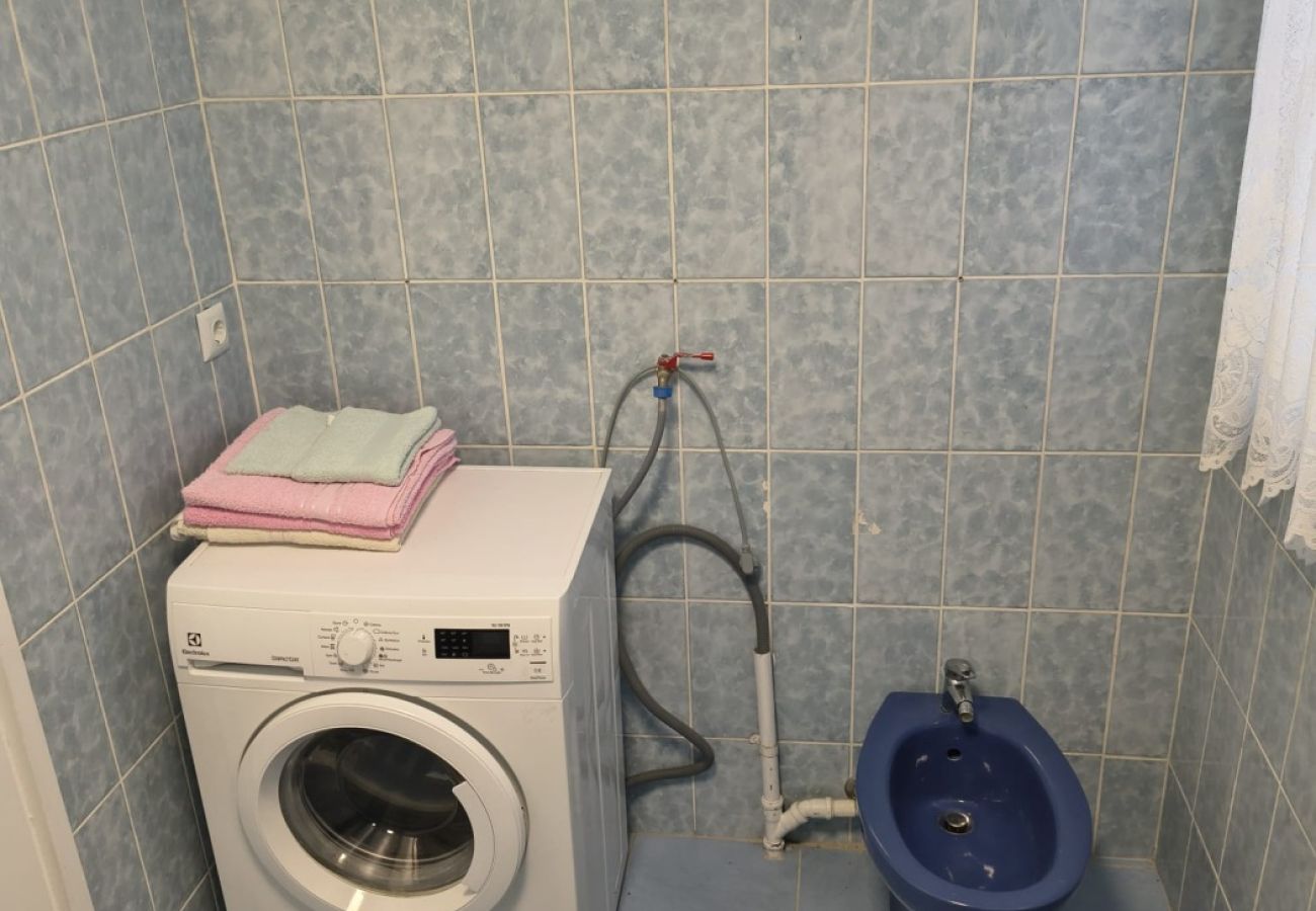 Apartment in Ždrelac - Apartment in Ždrelac with Balcony, Air condition, WIFI, Washing machine (4834-2)