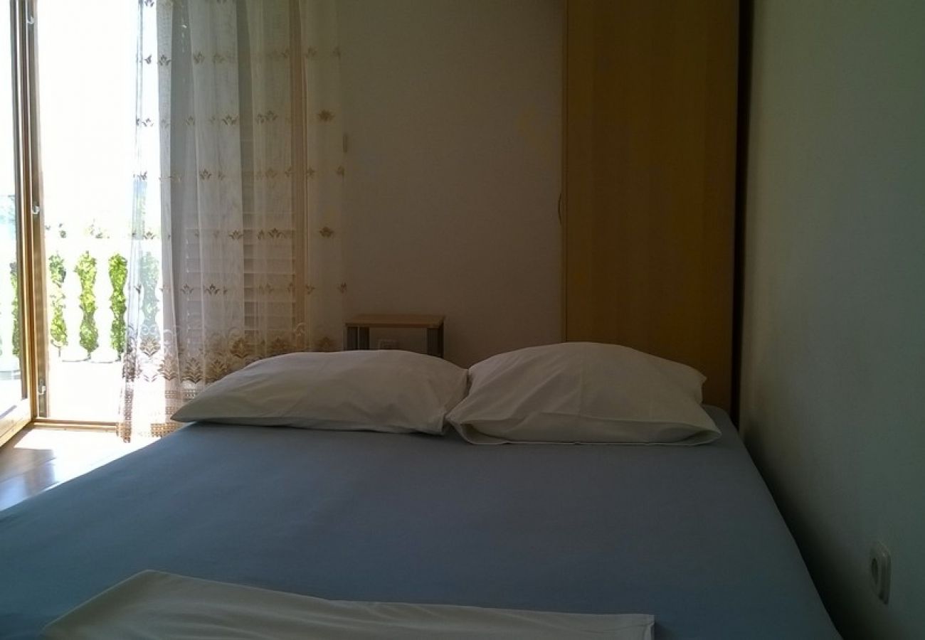 Apartment in Kustici - Apartment in Kustici with Seaview, Terrace, Air condition, WIFI (4847-2)