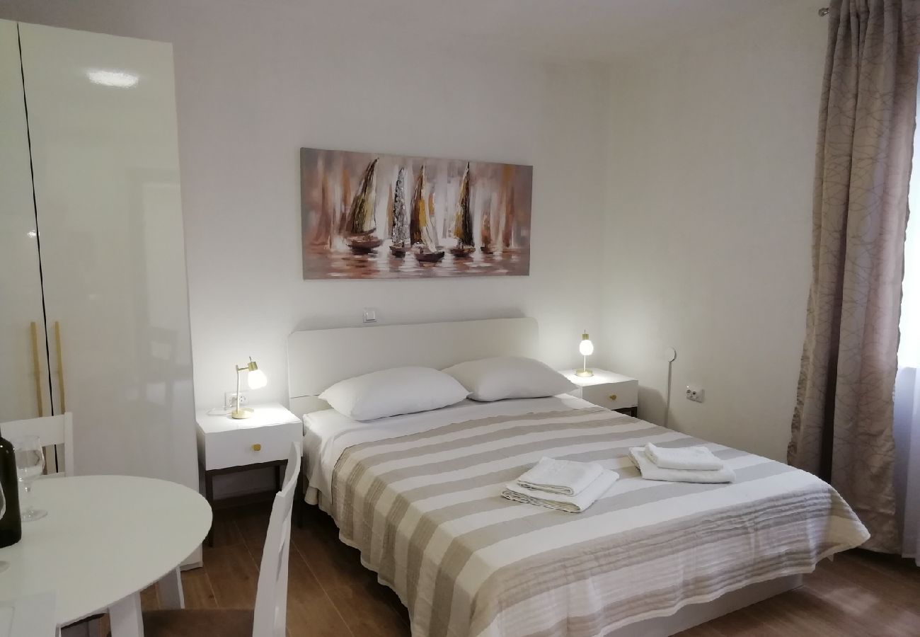 Studio in Nin - Studio apartment in Nin with Seaview, Terrace, Air condition, WIFI (4868-1)