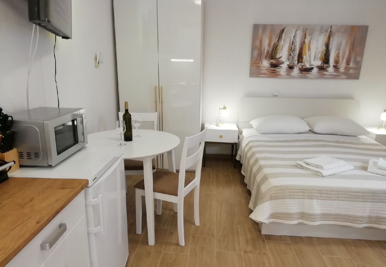 Studio in Nin - Studio apartment in Nin with Seaview, Terrace, Air condition, WIFI (4868-1)