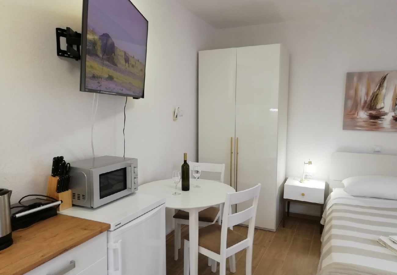 Studio in Nin - Studio apartment in Nin with Seaview, Terrace, Air condition, WIFI (4868-1)