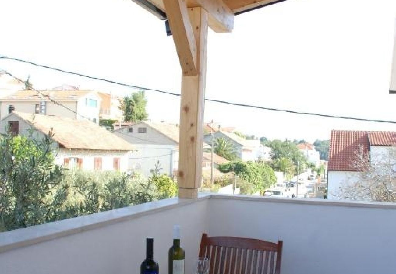 Studio in Hvar - Studio apartment in Hvar town with Terrace, Air condition, WIFI (4858-4)