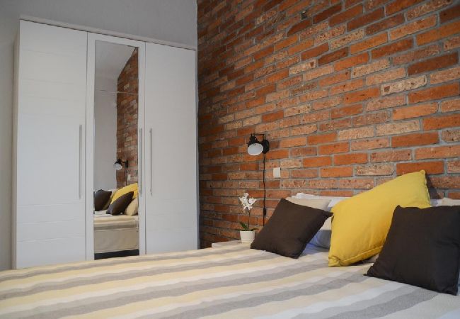 House in Svetvincenat - Holiday Home in Svetvinčenat with Terrace, Air condition, WIFI, Washing machine (4843-1) House in Svetvincenat - Holiday Home in Svetvinčenat with Terrace, Air condition, WIFI, Washing machine (4843-1)