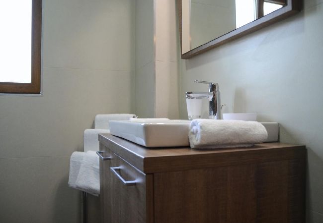 House in Svetvincenat - Holiday Home in Svetvinčenat with Terrace, Air condition, WIFI, Washing machine (4843-1) House in Svetvincenat - Holiday Home in Svetvinčenat with Terrace, Air condition, WIFI, Washing machine (4843-1)