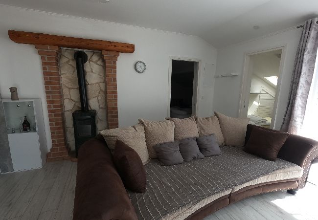 Apartment in Supetarska Draga - Apartment in Supetarska Draga with Seaview, Balcony, Air condition, WIFI (4861-1) Apartment in Supetarska Draga - Apartment in Supetarska Draga with Seaview, Balcony, Air condition, WIFI (4861-1)