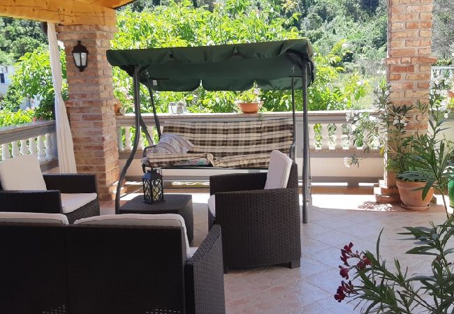 Apartment in Supetarska Draga - Apartment in Supetarska Draga with Seaview, Balcony, Air condition, WIFI (4861-1) Apartment in Supetarska Draga - Apartment in Supetarska Draga with Seaview, Balcony, Air condition, WIFI (4861-1)