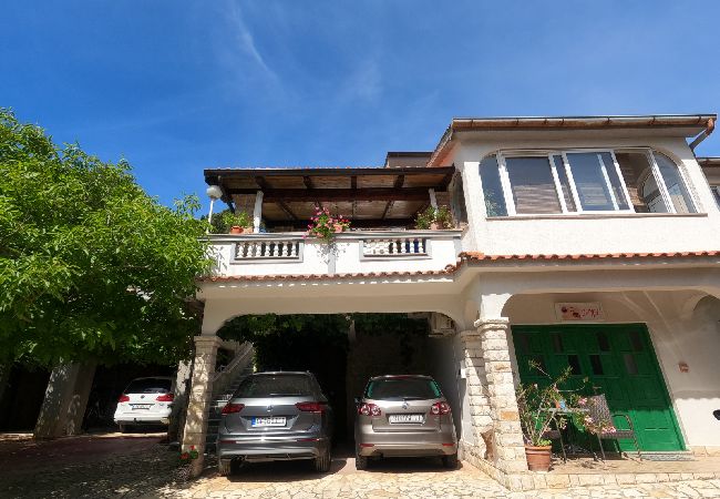 Apartment in Supetarska Draga - Apartment in Supetarska Draga with Seaview, Balcony, Air condition, WIFI (4861-1) Apartment in Supetarska Draga - Apartment in Supetarska Draga with Seaview, Balcony, Air condition, WIFI (4861-1)