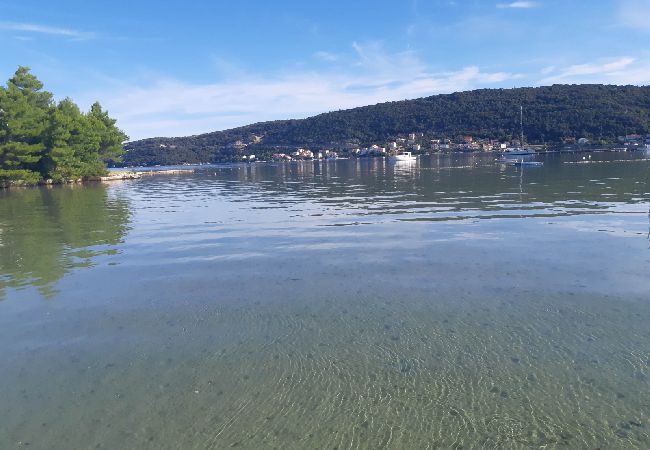 Apartment in Supetarska Draga - Apartment in Supetarska Draga with Seaview, Balcony, Air condition, WIFI (4861-1) Apartment in Supetarska Draga - Apartment in Supetarska Draga with Seaview, Balcony, Air condition, WIFI (4861-1)