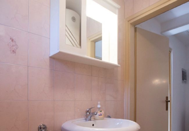 House in Labin - Holiday Home in Labin with Terrace, Air condition, WIFI, Washing machine (4866-1) House in Labin - Holiday Home in Labin with Terrace, Air condition, WIFI, Washing machine (4866-1)