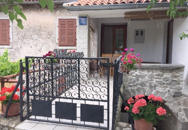 House in Labin - Holiday Home in Labin with Terrace, Air condition, WIFI, Washing machine (4866-1) House in Labin - Holiday Home in Labin with Terrace, Air condition, WIFI, Washing machine (4866-1)