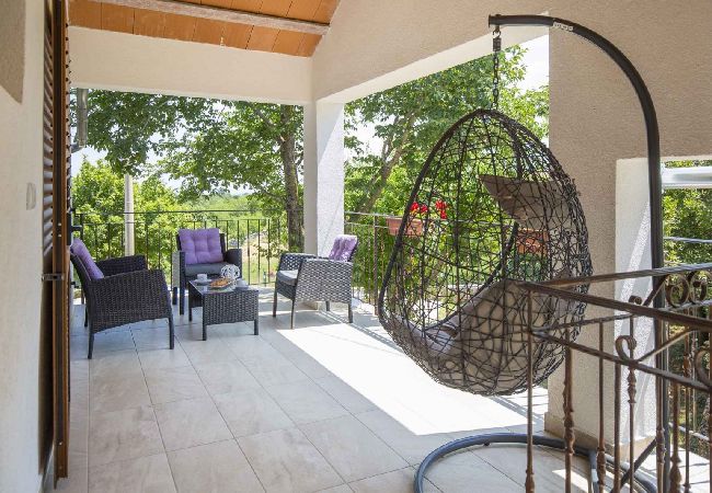 House in Labin - Holiday Home in Labin with Terrace, Air condition, WIFI, Washing machine (4866-1) House in Labin - Holiday Home in Labin with Terrace, Air condition, WIFI, Washing machine (4866-1)