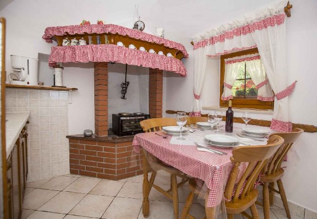 House in Labin - Holiday Home in Labin with Terrace, Air condition, WIFI, Washing machine (4866-1) House in Labin - Holiday Home in Labin with Terrace, Air condition, WIFI, Washing machine (4866-1)