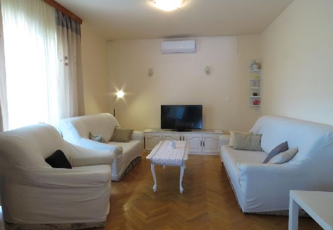 House in Ljubac - Holiday Home in Ljubač with Seaview, Terrace, Air condition, WIFI (4851-1) House in Ljubac - Holiday Home in Ljubač with Seaview, Terrace, Air condition, WIFI (4851-1)