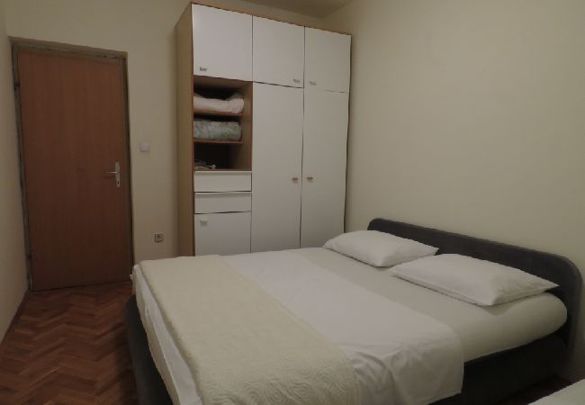 House in Ljubac - Holiday Home in Ljubač with Seaview, Terrace, Air condition, WIFI (4851-1) House in Ljubac - Holiday Home in Ljubač with Seaview, Terrace, Air condition, WIFI (4851-1)