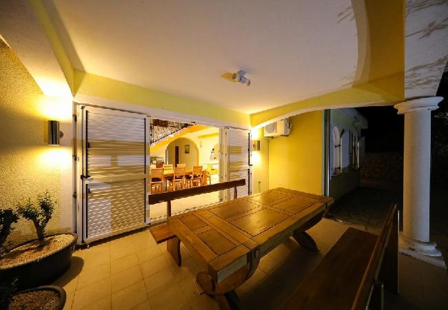 House in Drage - Holiday Home in Drage with Terrace, Air condition, WIFI, Washing machine (4884-1) House in Drage - Holiday Home in Drage with Terrace, Air condition, WIFI, Washing machine (4884-1)