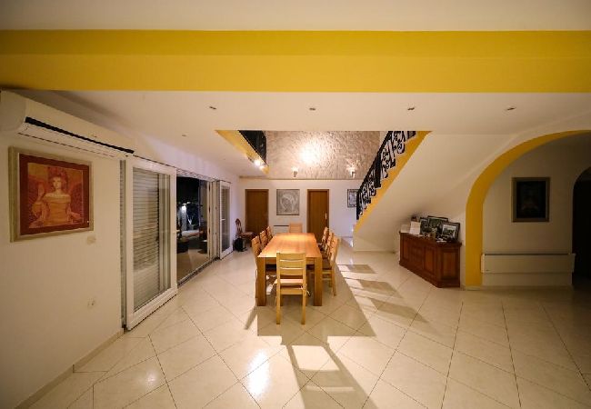 House in Drage - Holiday Home in Drage with Terrace, Air condition, WIFI, Washing machine (4884-1) House in Drage - Holiday Home in Drage with Terrace, Air condition, WIFI, Washing machine (4884-1)