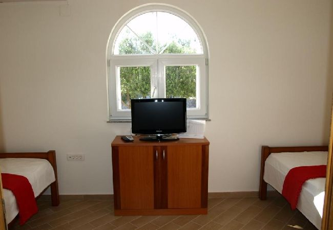 House in Drage - Holiday Home in Drage with Terrace, Air condition, WIFI, Washing machine (4884-1) House in Drage - Holiday Home in Drage with Terrace, Air condition, WIFI, Washing machine (4884-1)