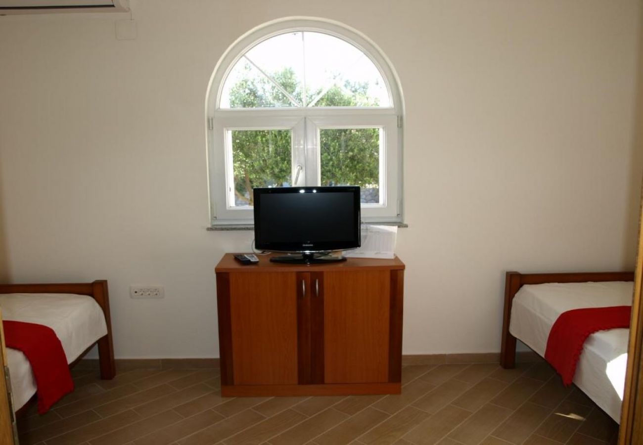 House in Drage - Holiday Home in Drage with Terrace, Air condition, WIFI, Washing machine (4884-1)