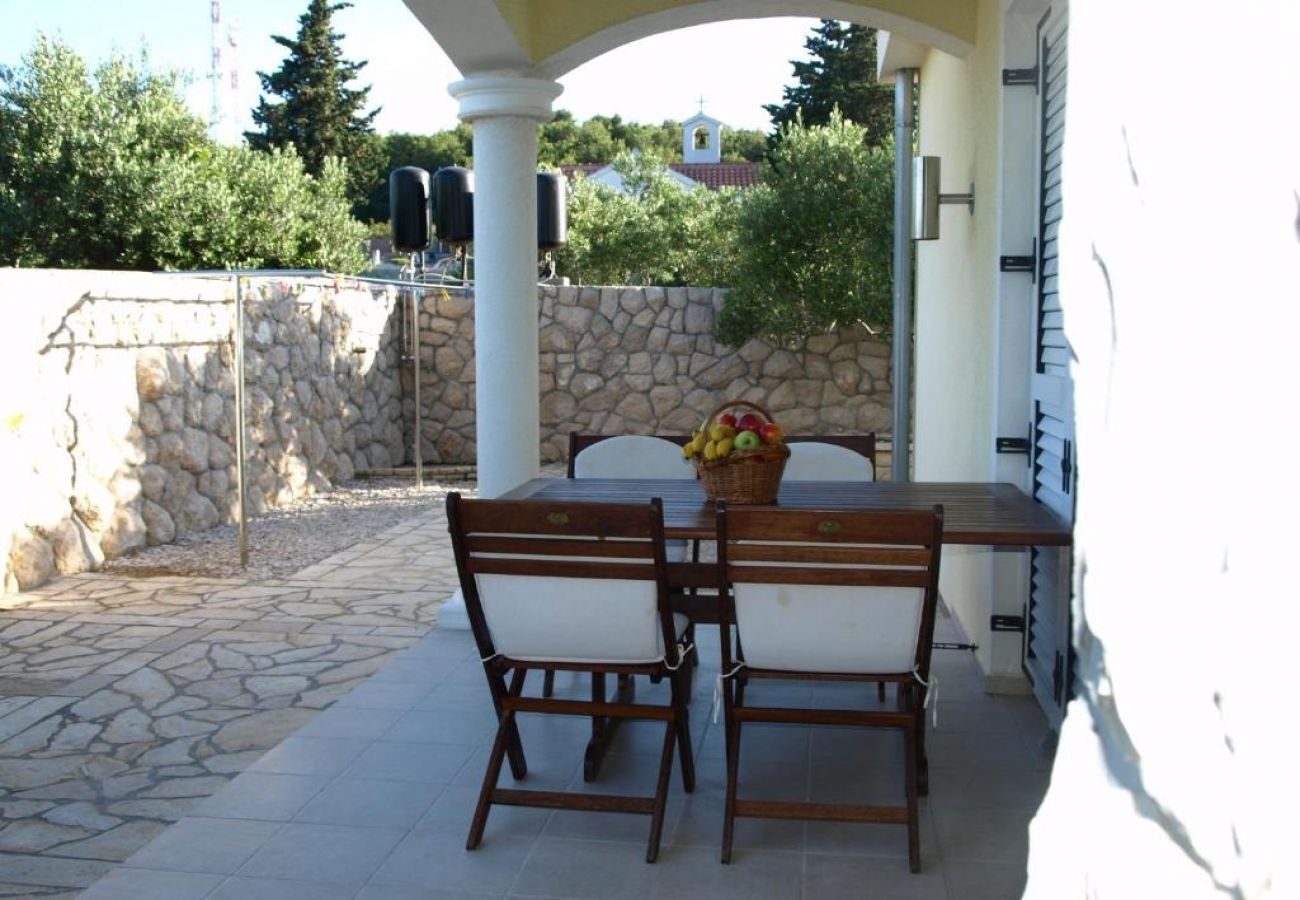 House in Drage - Holiday Home in Drage with Terrace, Air condition, WIFI, Washing machine (4884-1)