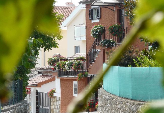 Apartment in Funtana - Apartment in Funtana with Seaview, Terrace, Air condition, WIFI (4879-1) Apartment in Funtana - Apartment in Funtana with Seaview, Terrace, Air condition, WIFI (4879-1)