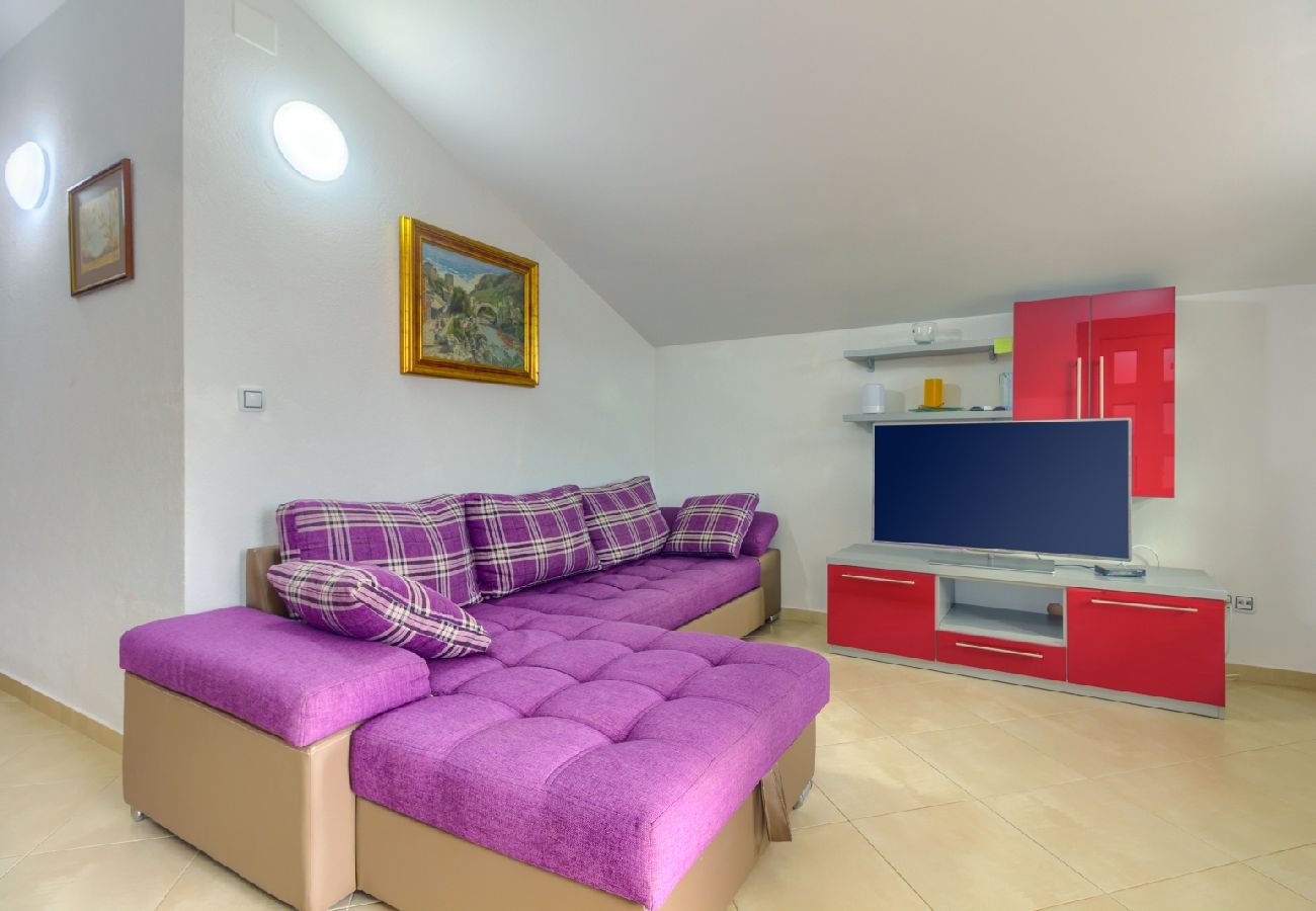 Apartment in Pirovac - Apartment in Pirovac with Seaview, Terrace, Air condition, WIFI (4925-1)