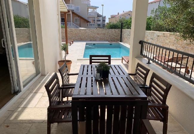 Apartment in Vodice - Apartment in Vodice with Terrace, Air condition, WIFI, Dishwasher (4932-3) Apartment in Vodice - Apartment in Vodice with Terrace, Air condition, WIFI, Dishwasher (4932-3)