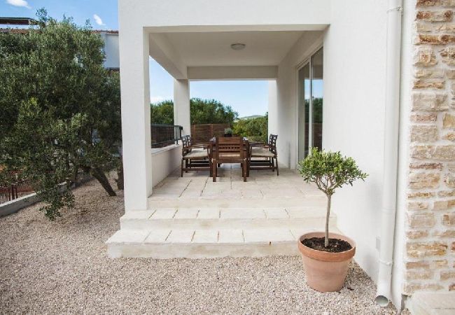 Apartment in Vodice - Apartment in Vodice with Terrace, Air condition, WIFI, Dishwasher (4932-3) Apartment in Vodice - Apartment in Vodice with Terrace, Air condition, WIFI, Dishwasher (4932-3)