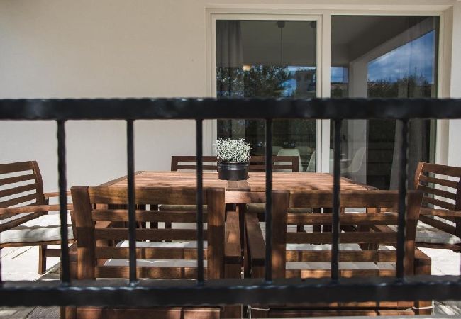 Apartment in Vodice - Apartment in Vodice with Terrace, Air condition, WIFI, Dishwasher (4932-3) Apartment in Vodice - Apartment in Vodice with Terrace, Air condition, WIFI, Dishwasher (4932-3)