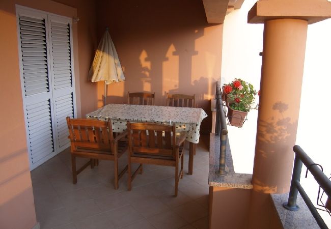 Apartment in Sukošan - Apartment in Sukošan with Balcony, Air condition, WIFI (4941-5) Apartment in Sukošan - Apartment in Sukošan with Balcony, Air condition, WIFI (4941-5)