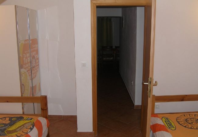 Apartment in Sukošan - Apartment in Sukošan with Balcony, Air condition, WIFI (4941-5) Apartment in Sukošan - Apartment in Sukošan with Balcony, Air condition, WIFI (4941-5)