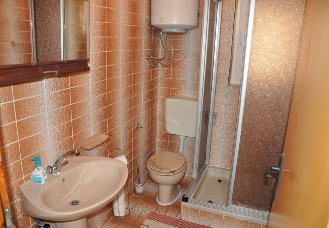 Apartment in Lopar - Apartment in Lopar with Seaview, Balcony, Air condition, WIFI (4944-1) Apartment in Lopar - Apartment in Lopar with Seaview, Balcony, Air condition, WIFI (4944-1)