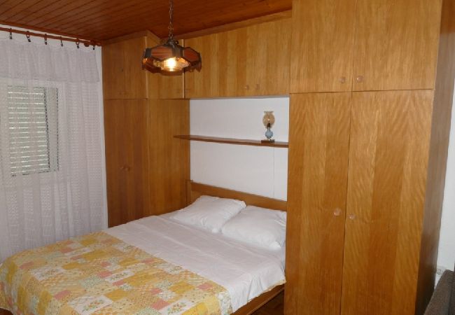 Apartment in Lopar - Apartment in Lopar with Seaview, Balcony, Air condition, WIFI (4944-1) Apartment in Lopar - Apartment in Lopar with Seaview, Balcony, Air condition, WIFI (4944-1)