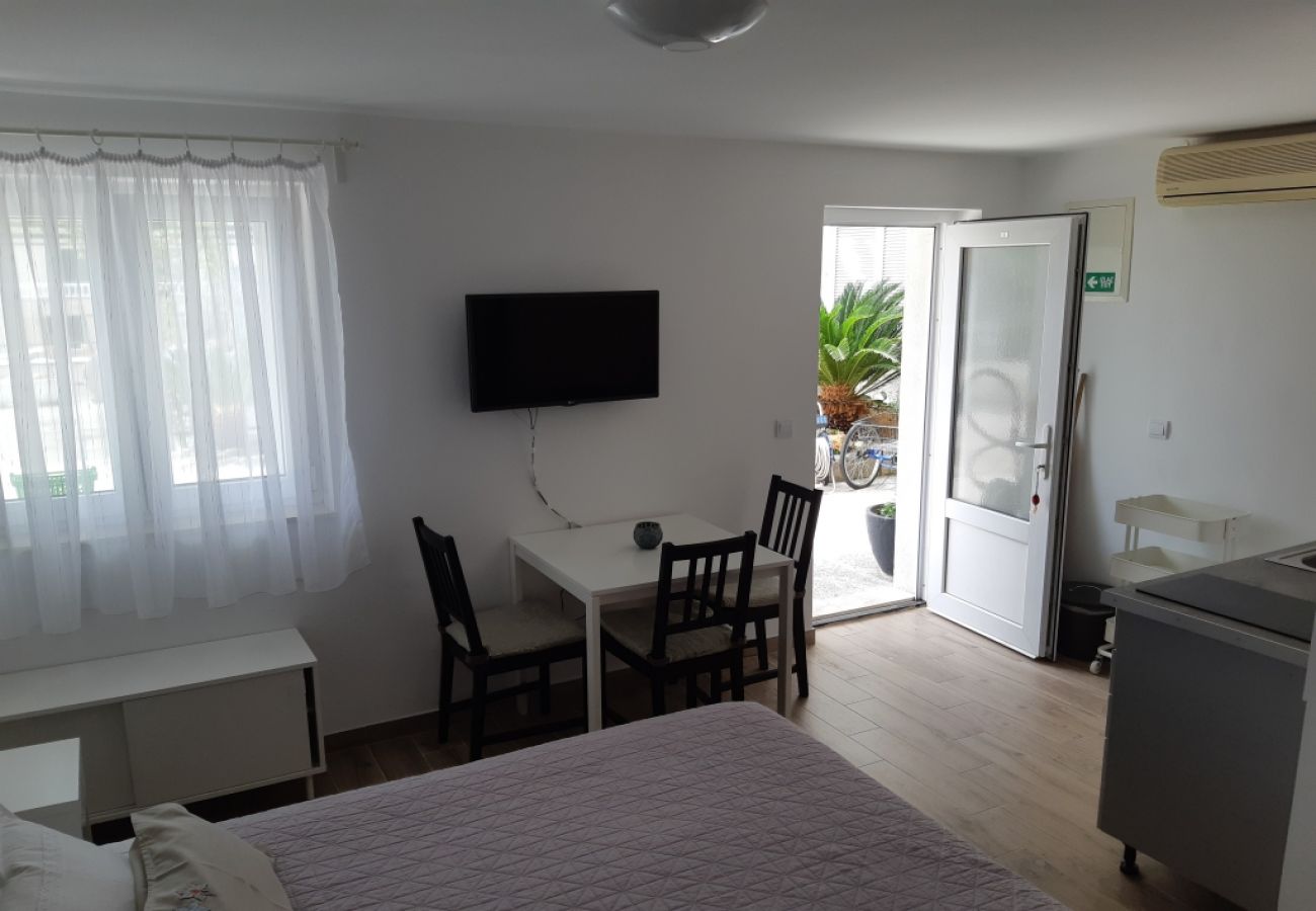 Studio in Brela - Studio apartment in Brela with Air condition, WIFI (4962-2)