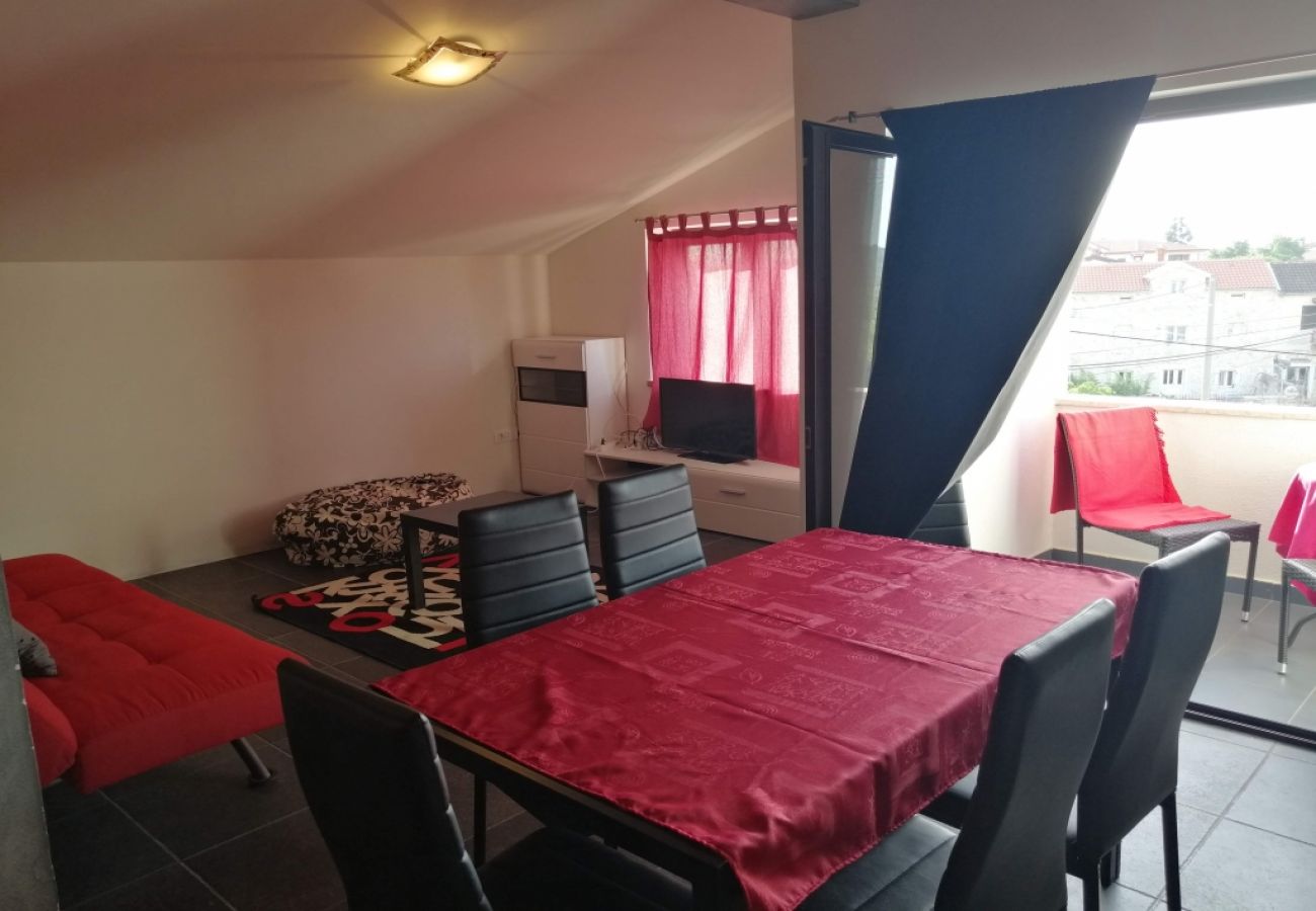 Studio in Funtana - Studio apartment in Funtana with Balcony, Air condition, WIFI, Washing machine (4982-2)