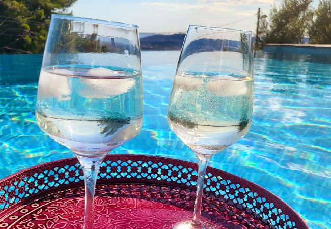 House in Split - Holiday Home in Split with Seaview, Terrace, Air condition, WIFI (4937-1) House in Split - Holiday Home in Split with Seaview, Terrace, Air condition, WIFI (4937-1)