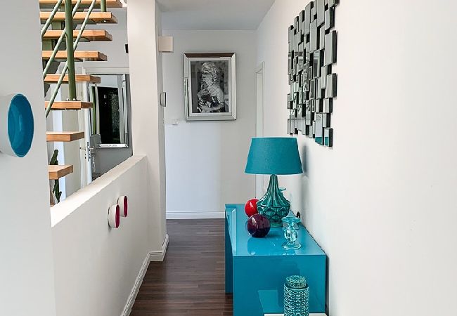 House in Split - Holiday Home in Split with Seaview, Terrace, Air condition, WIFI (4937-1) House in Split - Holiday Home in Split with Seaview, Terrace, Air condition, WIFI (4937-1)