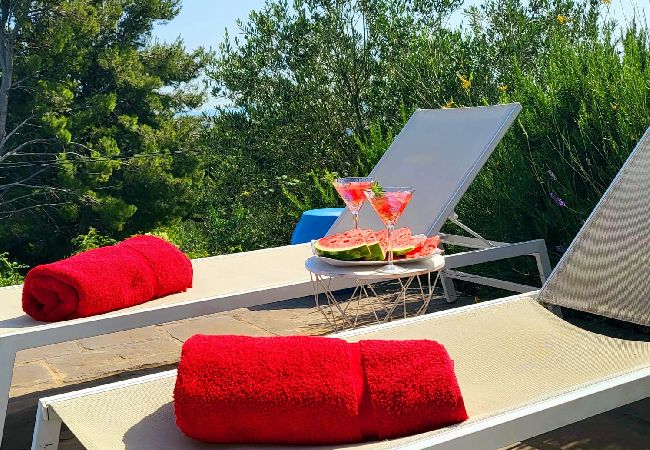 House in Split - Holiday Home in Split with Seaview, Terrace, Air condition, WIFI (4937-1) House in Split - Holiday Home in Split with Seaview, Terrace, Air condition, WIFI (4937-1)