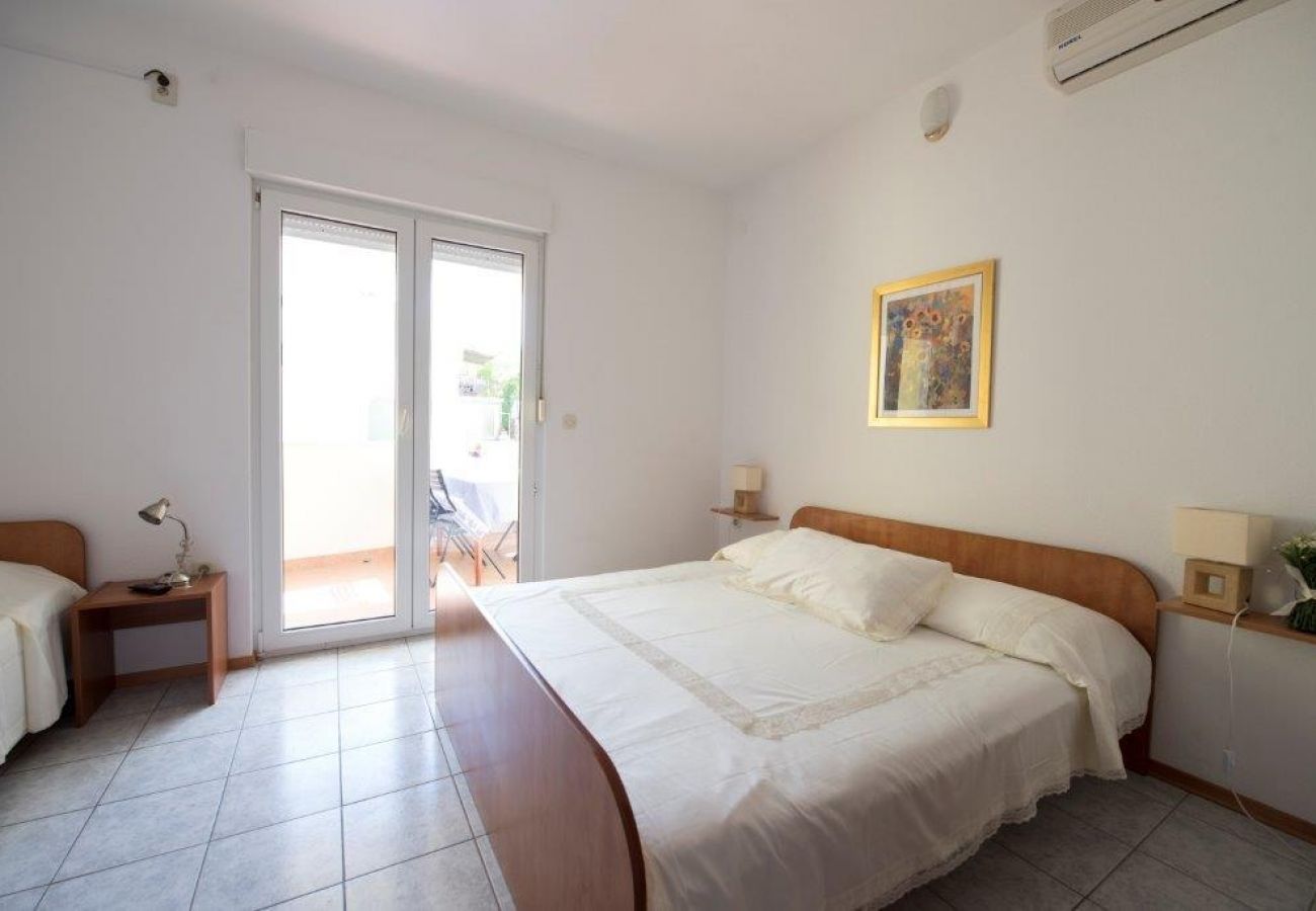 Studio in Duce - Studio apartment in Duće with Seaview, Balcony, Air condition, WIFI (132-8)