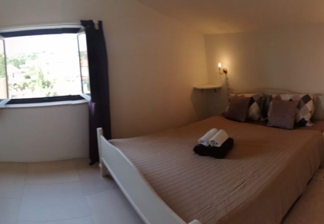 Apartment in Funtana - Apartment in Funtana with Balcony, Air condition, WIFI, Washing machine (4982-3) Apartment in Funtana - Apartment in Funtana with Balcony, Air condition, WIFI, Washing machine (4982-3)