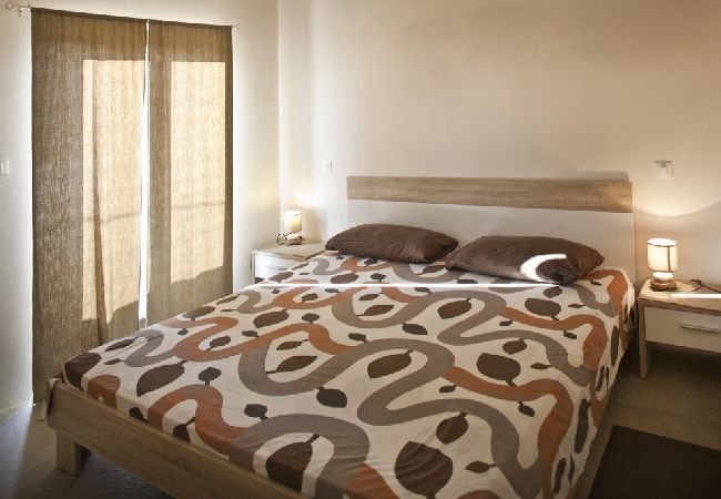 Apartment in Funtana - Apartment in Funtana with Balcony, Air condition, WIFI, Washing machine (4982-1) Apartment in Funtana - Apartment in Funtana with Balcony, Air condition, WIFI, Washing machine (4982-1)