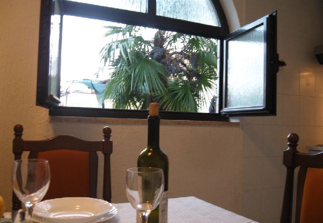 Apartment in Funtana - Apartment in Funtana with Air condition, WIFI, Washing machine (4990-1) Apartment in Funtana - Apartment in Funtana with Air condition, WIFI, Washing machine (4990-1)