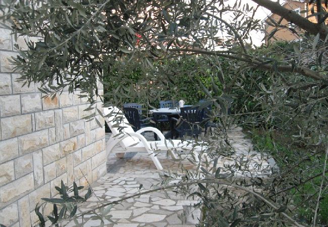 Apartment in Funtana - Apartment in Funtana with Air condition, WIFI, Washing machine (4990-1) Apartment in Funtana - Apartment in Funtana with Air condition, WIFI, Washing machine (4990-1)