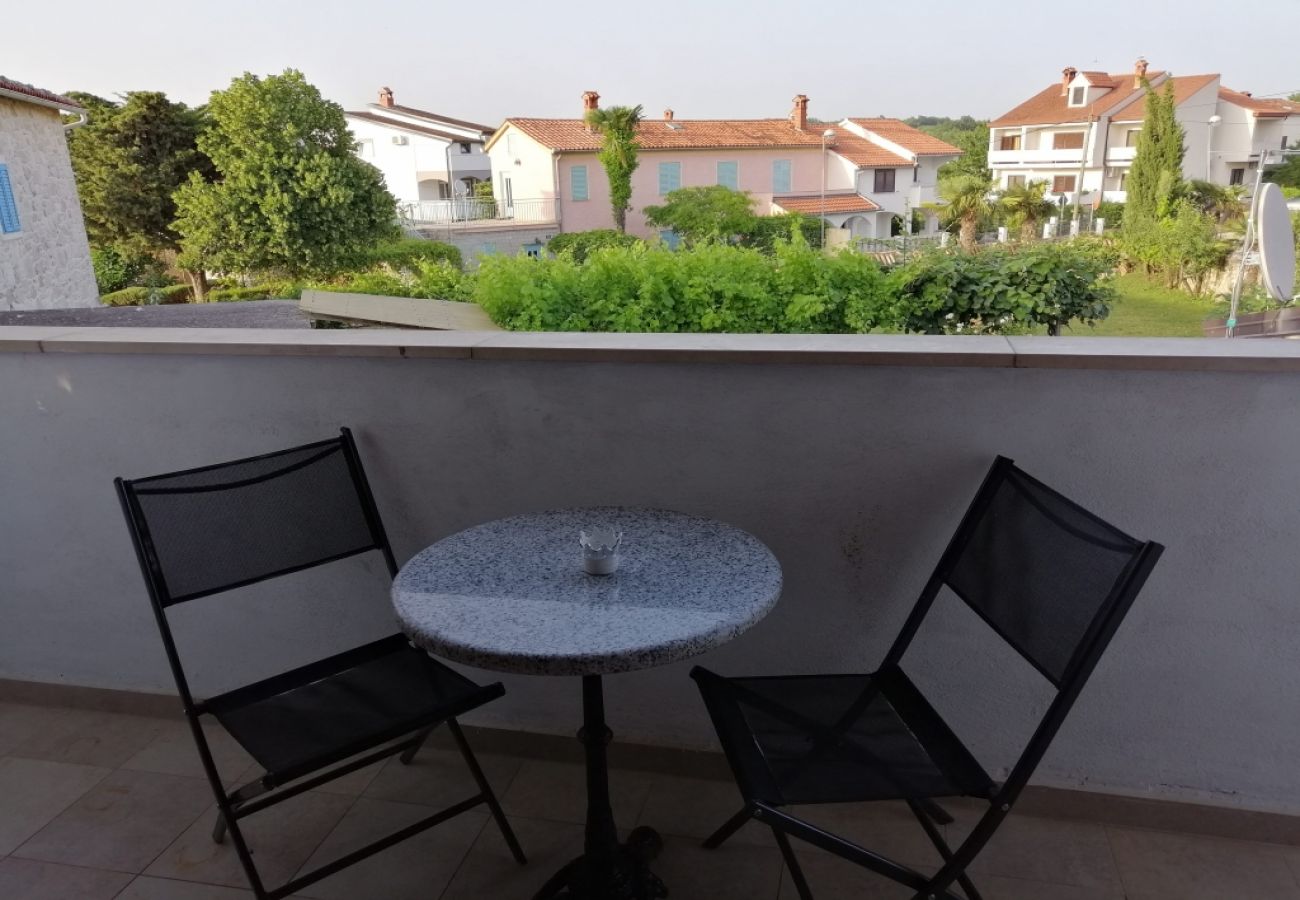 Studio in Funtana - Studio apartment in Funtana with Balcony, Air condition, WIFI, Washing machine (4982-8)