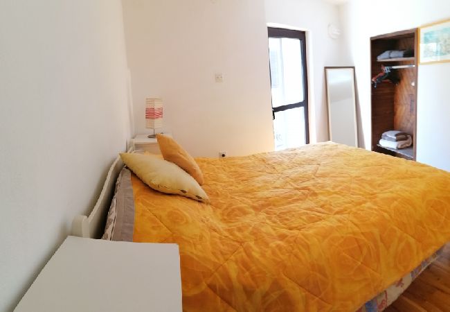 Apartment in Funtana - Apartment in Funtana with Balcony, Air condition, WIFI, Washing machine (4982-10) Apartment in Funtana - Apartment in Funtana with Balcony, Air condition, WIFI, Washing machine (4982-10)