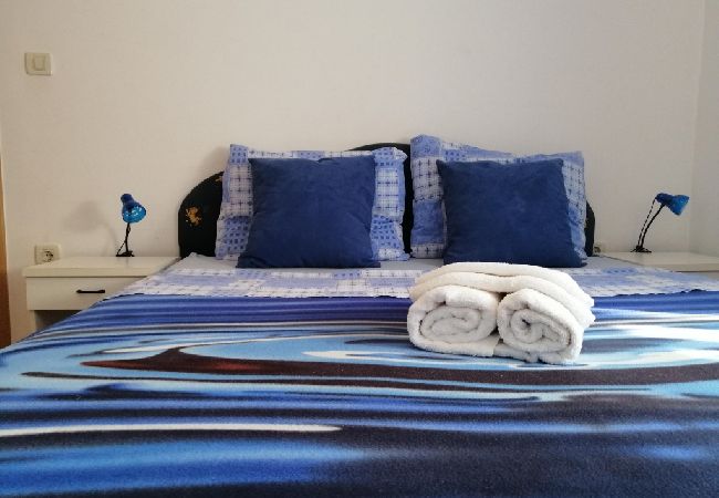 Apartment in Funtana - Apartment in Funtana with Terrace, Air condition, WIFI, Washing machine (4982-7) Apartment in Funtana - Apartment in Funtana with Terrace, Air condition, WIFI, Washing machine (4982-7)