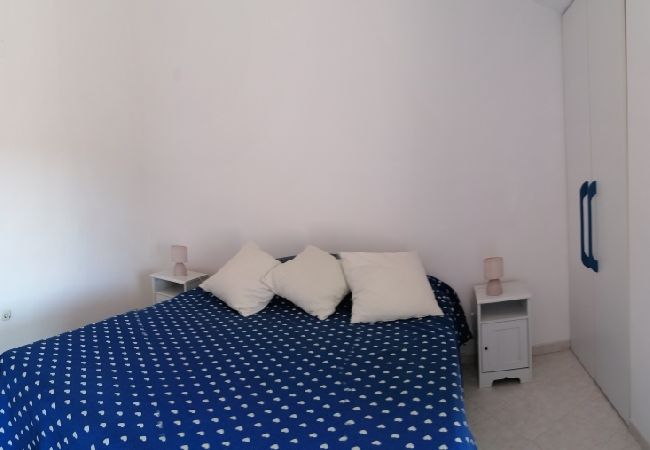 Apartment in Funtana - Apartment in Funtana with Balcony, Air condition, WIFI, Washing machine (4982-9) Apartment in Funtana - Apartment in Funtana with Balcony, Air condition, WIFI, Washing machine (4982-9)