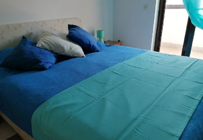 Apartment in Funtana - Apartment in Funtana with Balcony, Air condition, WIFI, Washing machine (4982-9) Apartment in Funtana - Apartment in Funtana with Balcony, Air condition, WIFI, Washing machine (4982-9)