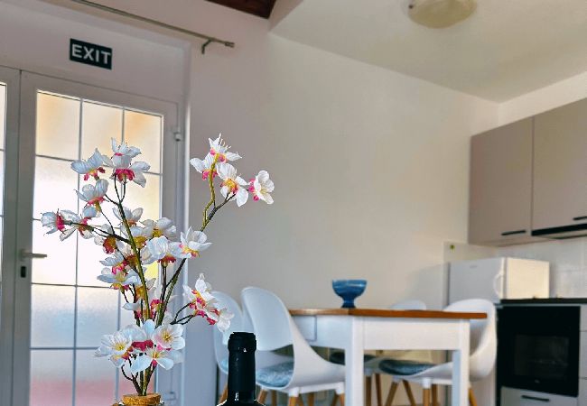 Apartment in Murter - Apartment in Murter with Seaview, Terrace, Air condition, WIFI (5026-2) Apartment in Murter - Apartment in Murter with Seaview, Terrace, Air condition, WIFI (5026-2)