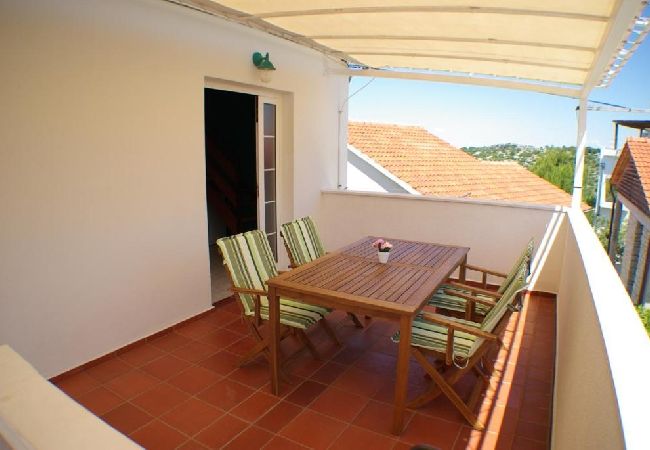 Apartment in Murter - Apartment in Murter with Seaview, Terrace, Air condition, WIFI (5026-2) Apartment in Murter - Apartment in Murter with Seaview, Terrace, Air condition, WIFI (5026-2)
