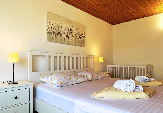 Apartment in Murter - Apartment in Murter with Seaview, Terrace, Air condition, WIFI (5026-3) Apartment in Murter - Apartment in Murter with Seaview, Terrace, Air condition, WIFI (5026-3)